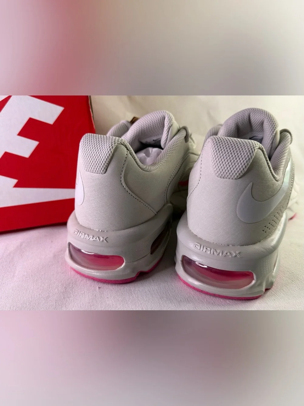 Nike Women’s 10 Air Max Fire Phantom Hyper Pink- light bone New